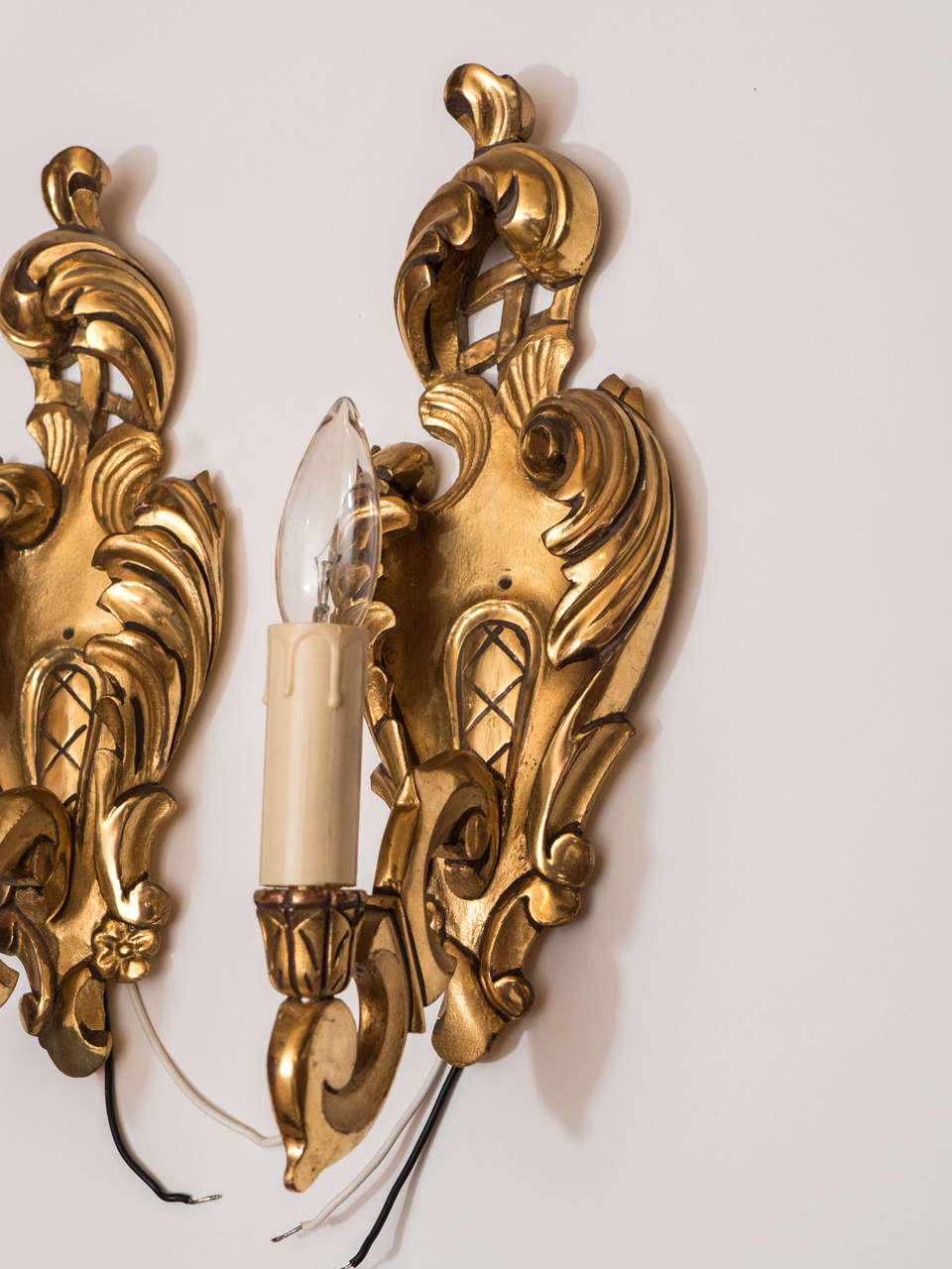 Gilt Rococo Revival Sconces In Excellent Condition In New York, NY