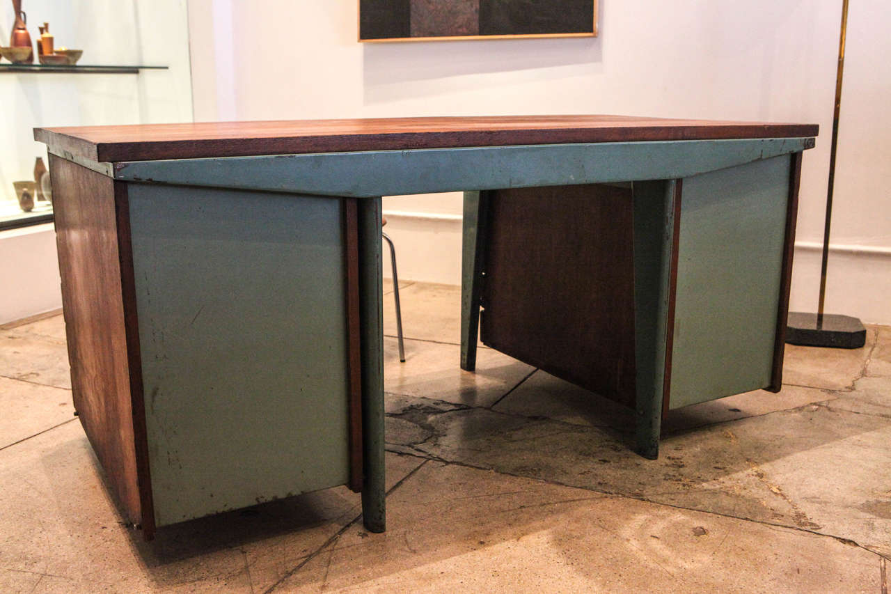 Scrivania standard BS di Jean Prouve, Atelier Jean Prouve, Francia, 1954 In condizioni discrete a Los Angeles, CA