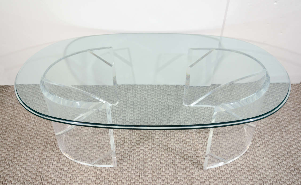 A Lucite And Glass Coffee Table In Excellent Condition In New York, NY