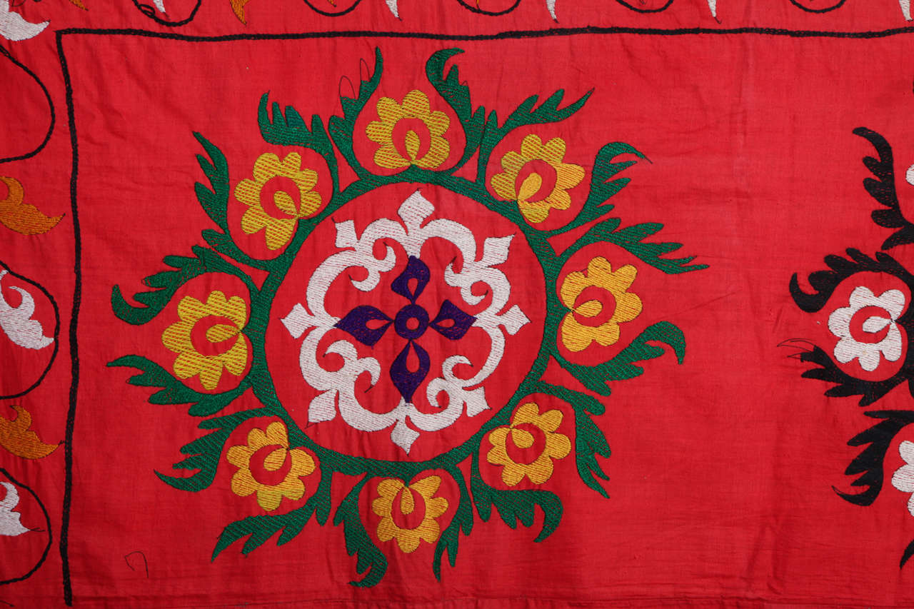 Hand-Crafted Vintage Red Turkish Suzani Throw For Sale