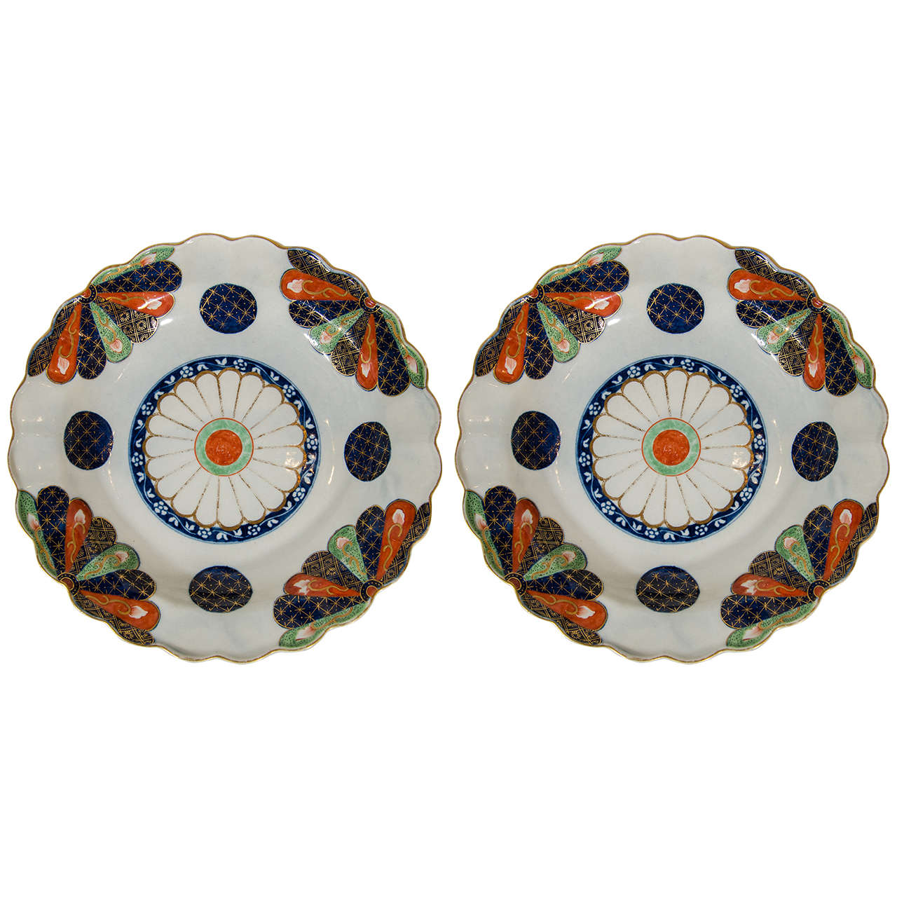 A Pair of 18th Century Dr. Wall Worcester "Fan" Pattern Dishes