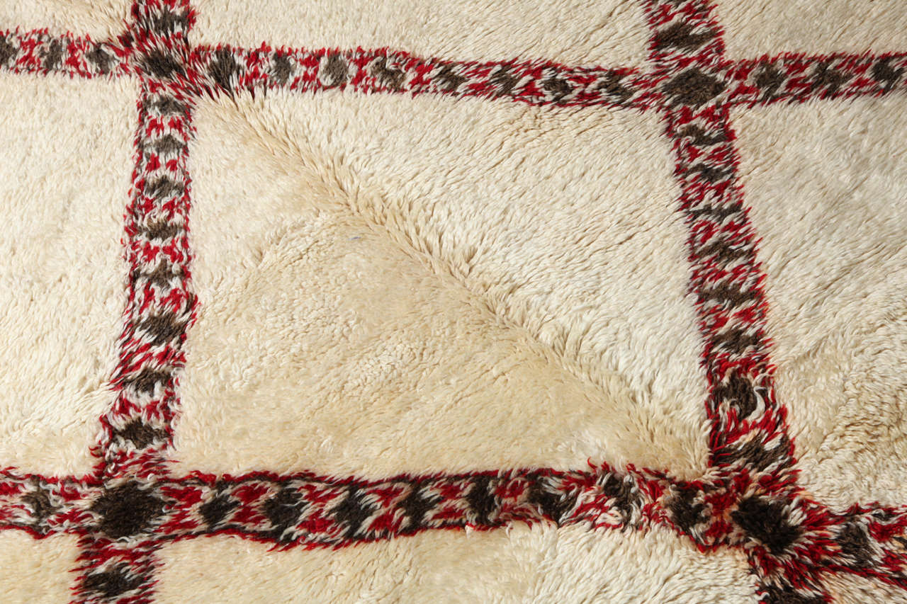 Hand-Woven Vintage Beni Ourain Rug from Morocco