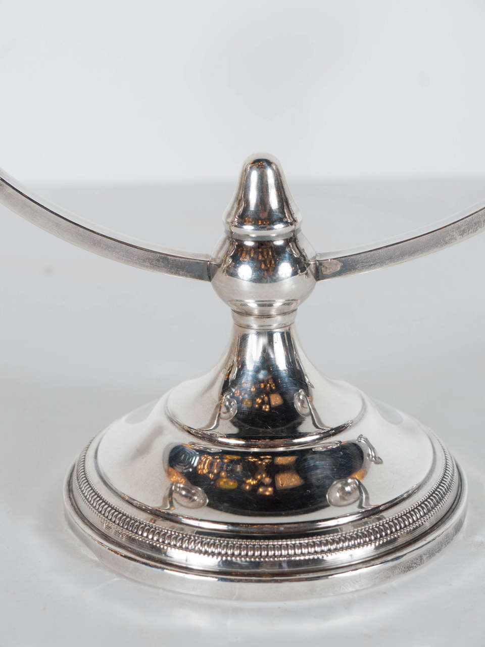 Stunning Art Deco Pair of Sterling Silver Candleholders In Excellent Condition In New York, NY