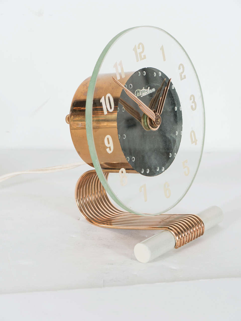 Mid-20th Century Art Deco Cantilever Style Desk Clock by Telechron