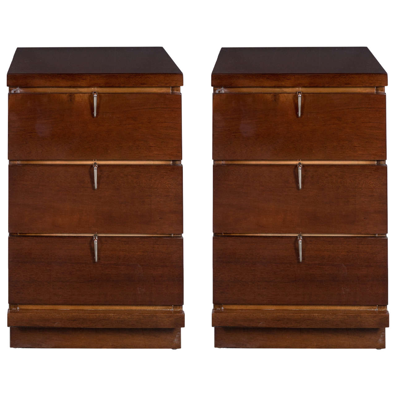 Gorgeous Pair of Mid-Century Modernist Walnut Nightstands or Side Tables