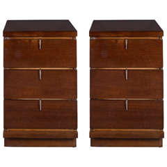 Gorgeous Pair of Mid-Century Modernist Walnut Nightstands or Side Tables