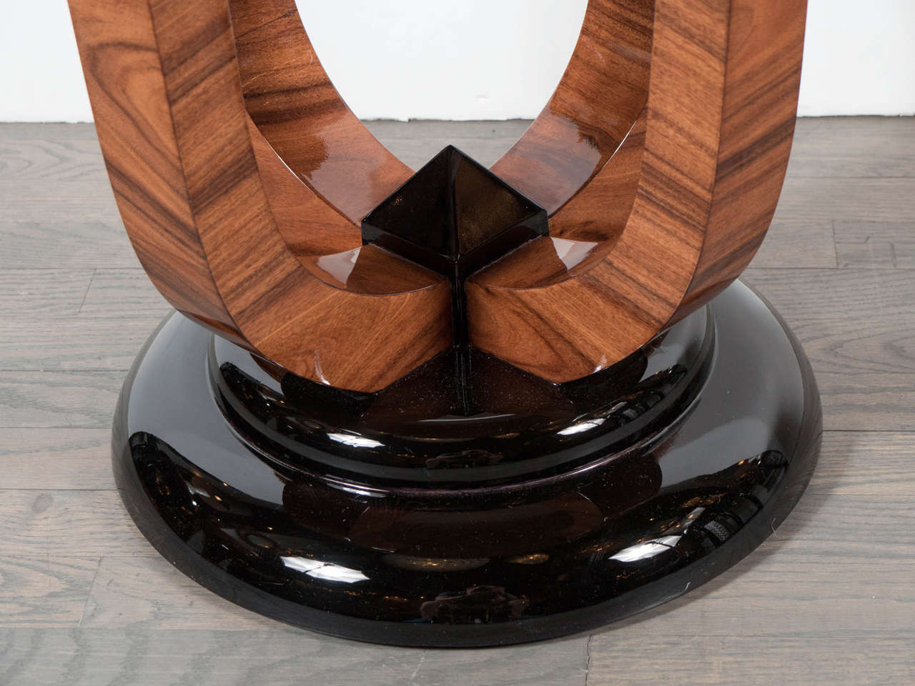 Mid-20th Century Pair of Art Deco Bookmatched Walnut, Carpathian Elm and Inlay Gueridon Tables