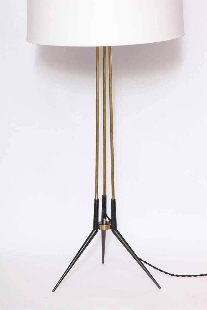 Mid-Century Modern 1950s French Modernist Painted Metal and Brass Table Lamp