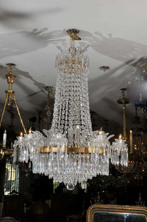 Waterford chandelier model D 10 with 10 outside lights and 4 interior lights