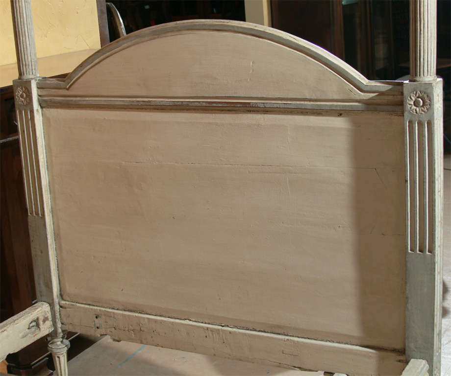 Italian Painted Louis XVI Bed For Sale 2