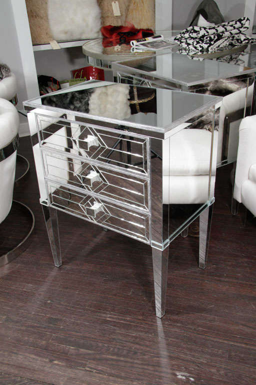 American Pair of Neoclassical Style Silver Trim 3-Drawer Diamond Mirrored Nightstands For Sale