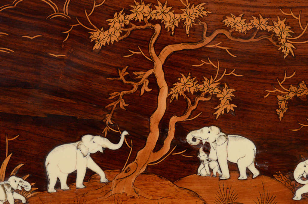 Wooden Panel of Group of elephants in Africa In Good Condition For Sale In New York, NY