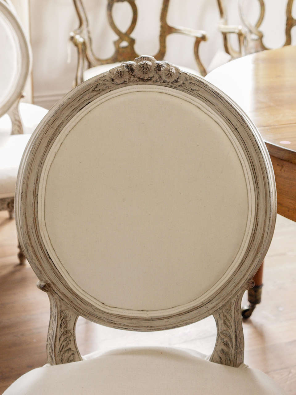 18th Century and Earlier 8 Swedish Gustavian Dining Chairs