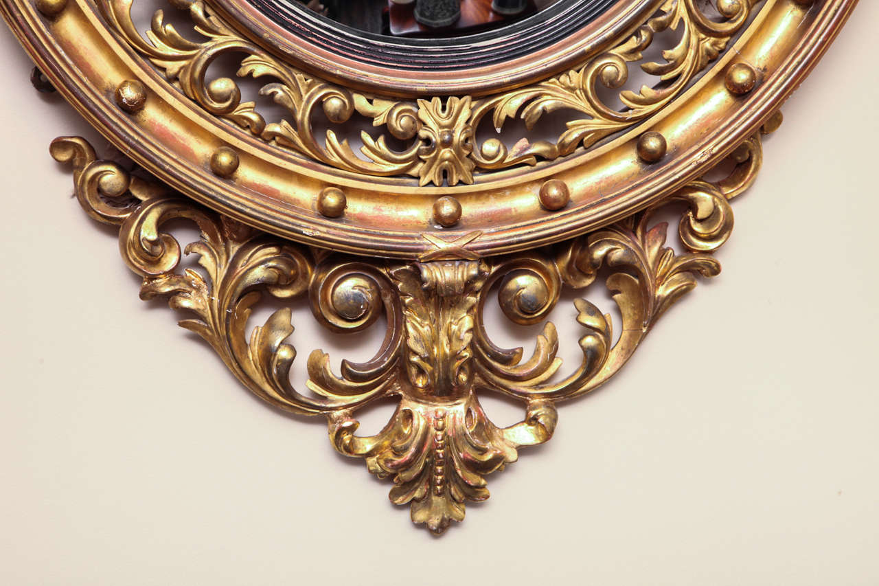 English, William IV, Gilded Convex Mirror In Good Condition In New York, NY