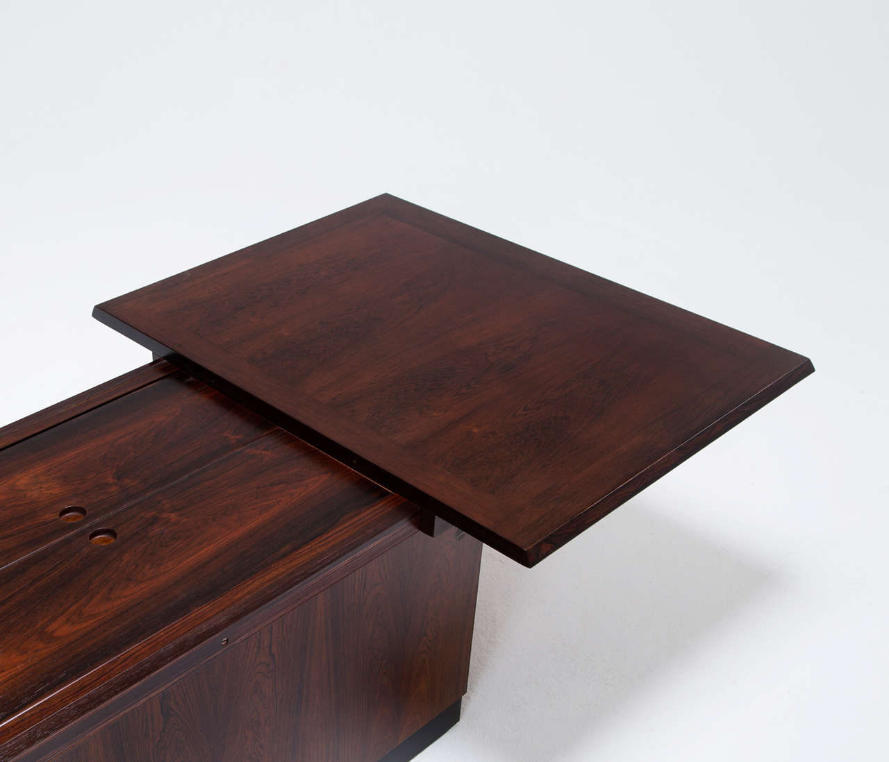 Wood Luxury Danish Rosewood Coffee Table with Dry Bar