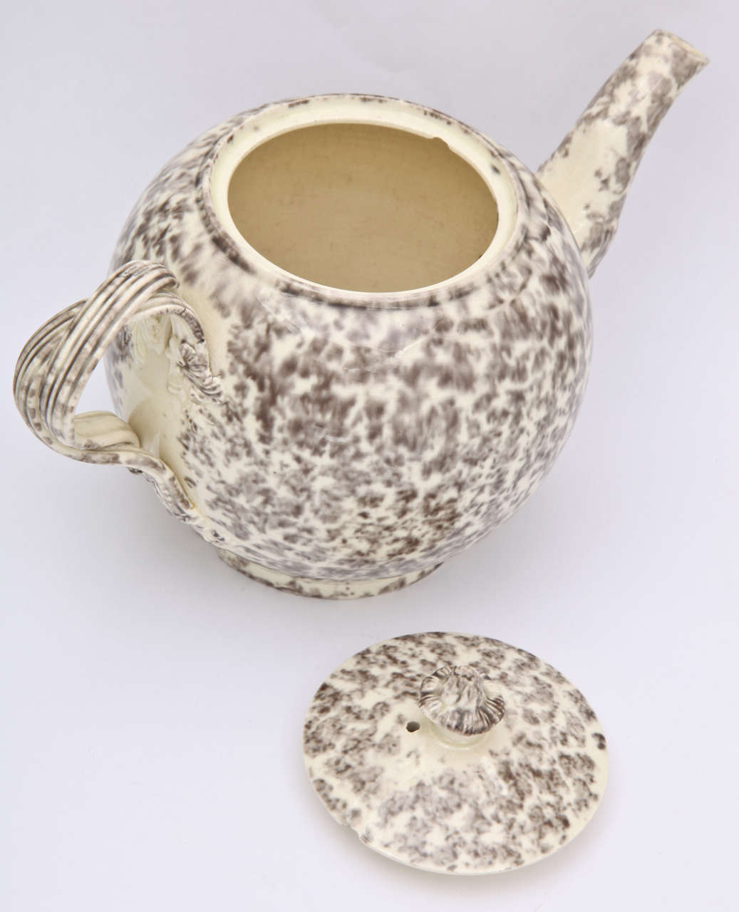 Rare English, Creamware Pottery Teapot with Gray Tortoise Glazes For Sale 2