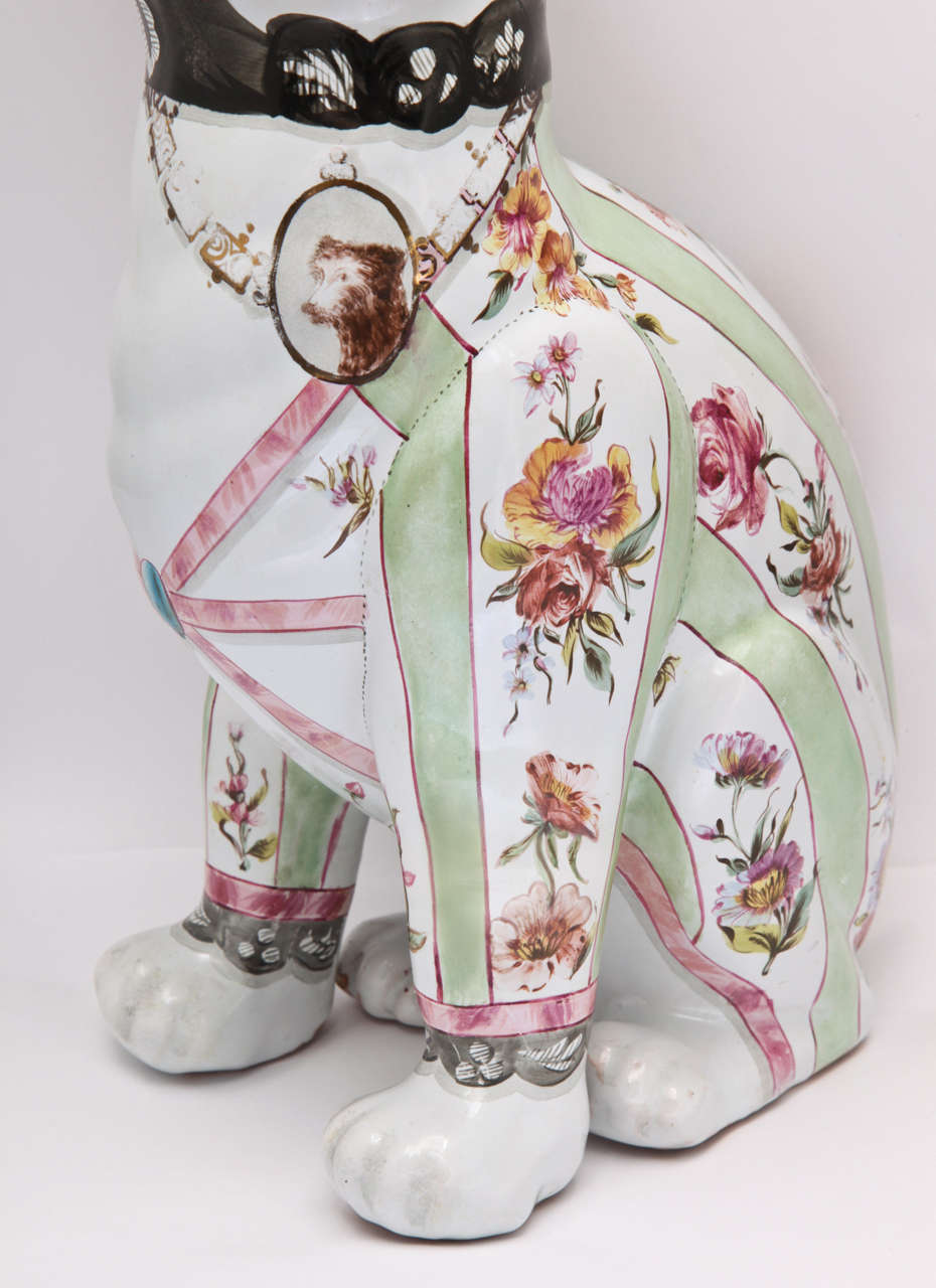 Fine, Unsigned Emile Galle Faience Cat In Excellent Condition For Sale In New York, NY