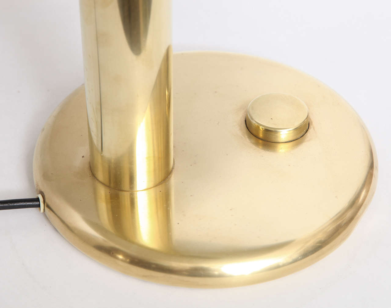 1930s American Modernist Polished and Painted Brass Table Lamp In Excellent Condition In New York, NY
