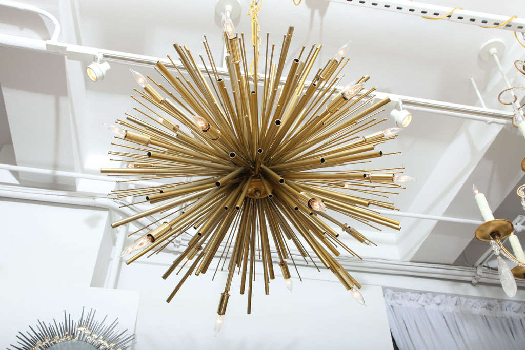 Full-Array Custom Supernova Chandelier by Lou Blass, with 24 Lights In Excellent Condition For Sale In Hudson, NY