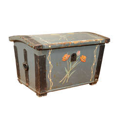 Small painted Chest