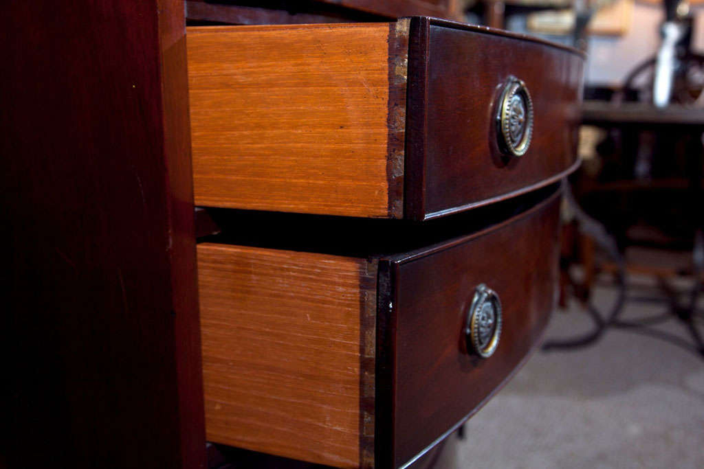 Pair of Bow Front Mahogany Bachelor Chests - Commodes In Good Condition In Manhasset, NY