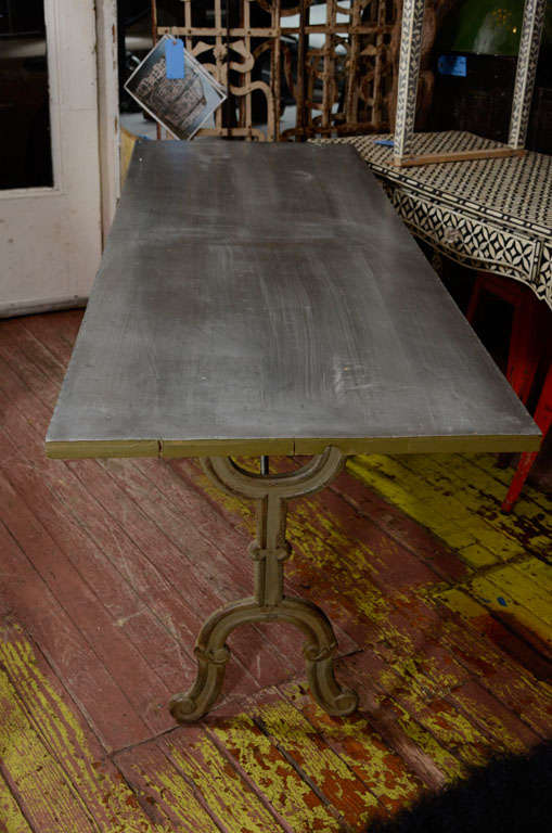 Aix en Provence Table with Zinc Top In Good Condition In New York, NY