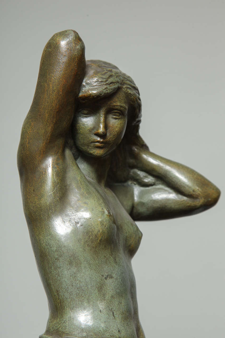 Französische französische Art-Déco-Bronzefigur von Georges Gori (Art déco) im Angebot