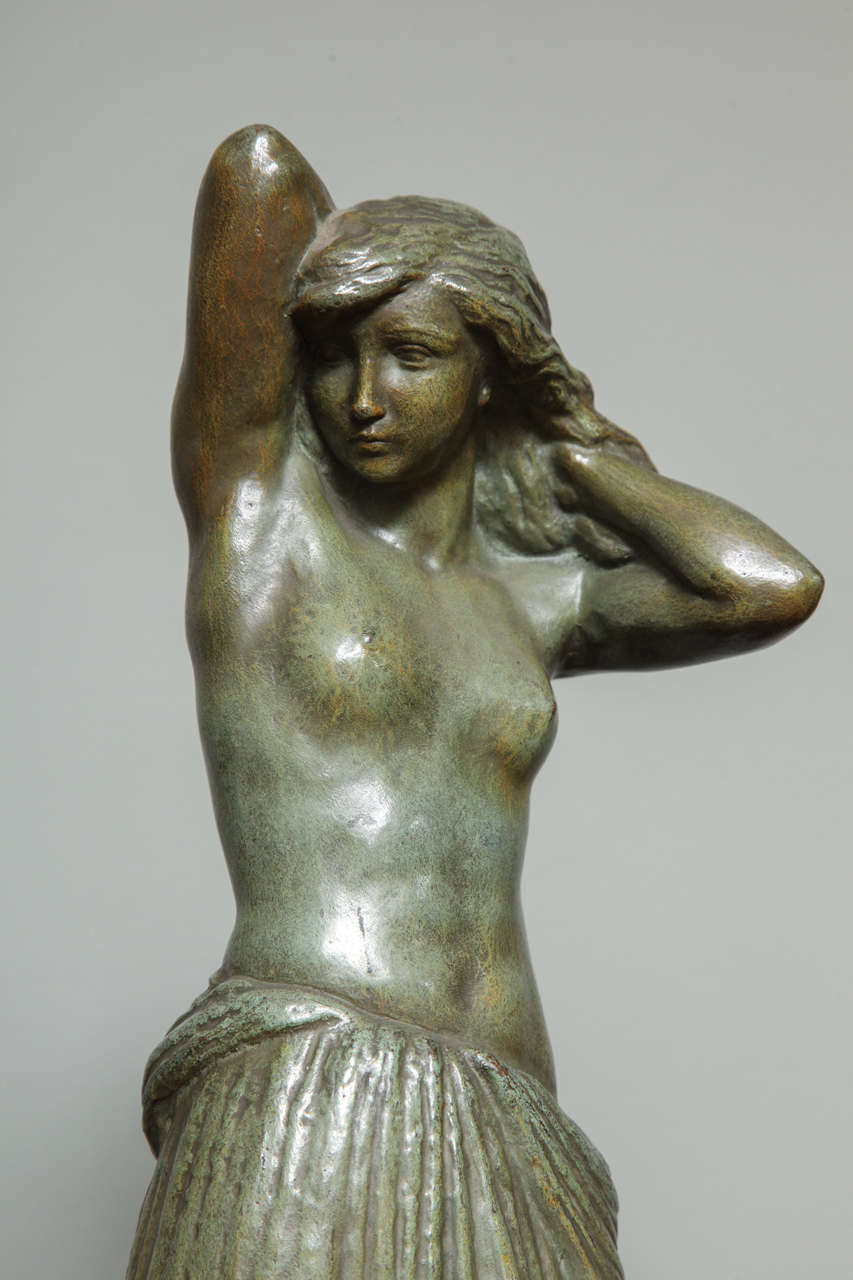 Französische französische Art-Déco-Bronzefigur von Georges Gori im Angebot 1