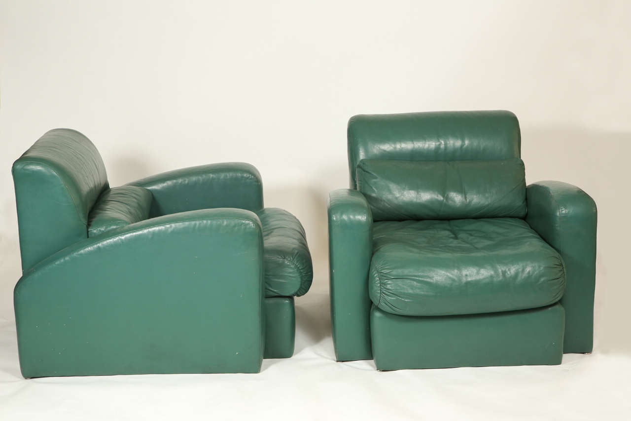 Pair of Club chairs by Jay Spectre 2
