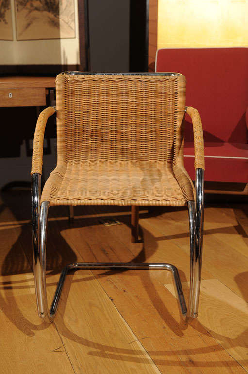Mid-20th Century Ludwig Mies Van Der Rohe - MR20 lounge chair