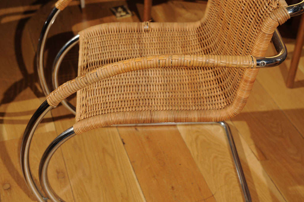 Ludwig Mies Van Der Rohe - MR20 lounge chair 1