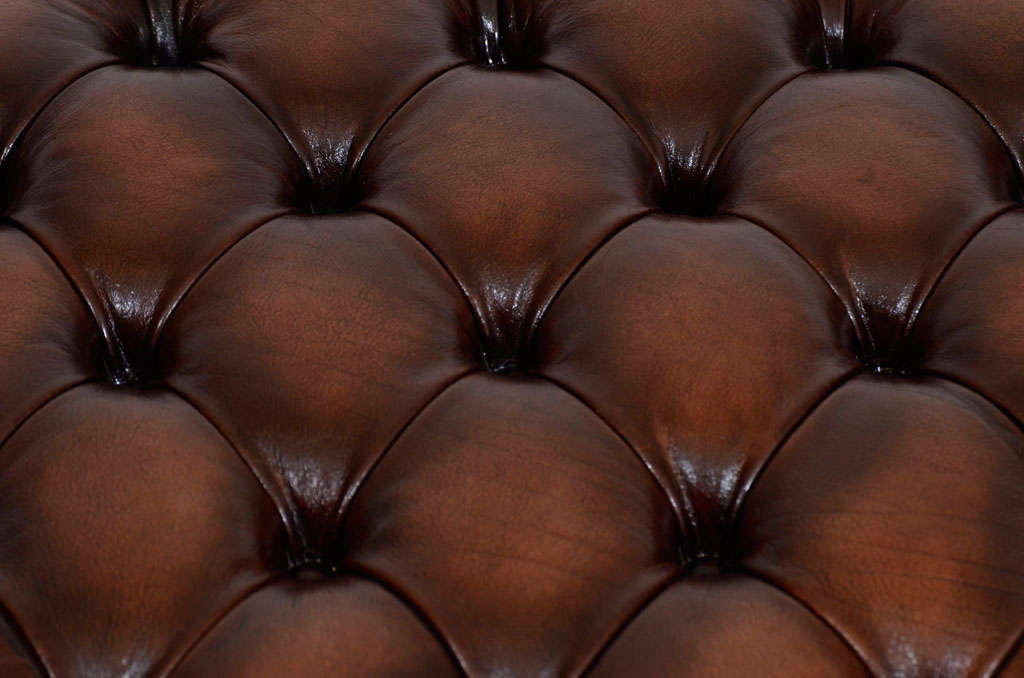 Pair Round Tufted Leather Lift-Top Ottomans, England, 20th C. 3