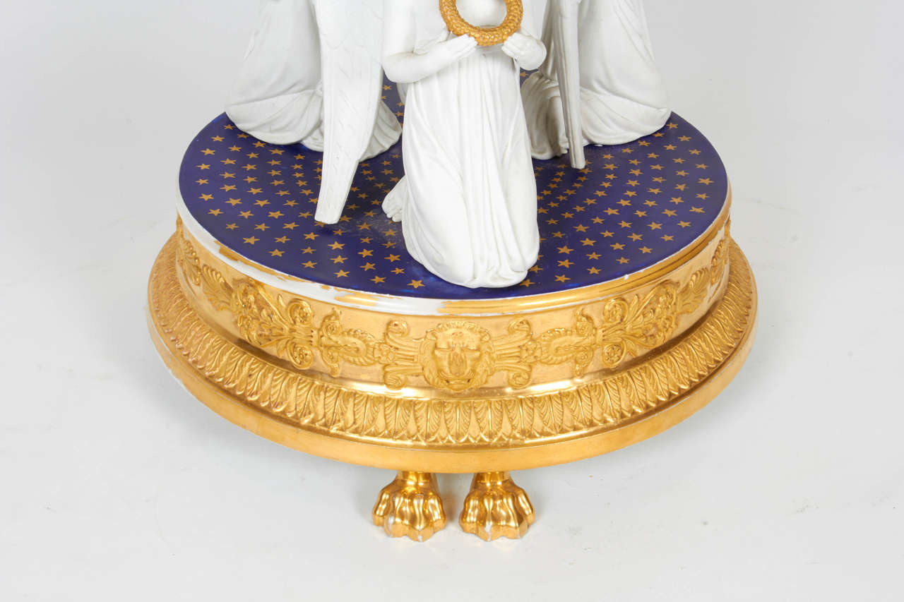 Large Russian Empire Porcelain Gold-Ground and White Bisque Figural Centrepiece In Excellent Condition For Sale In New York, NY