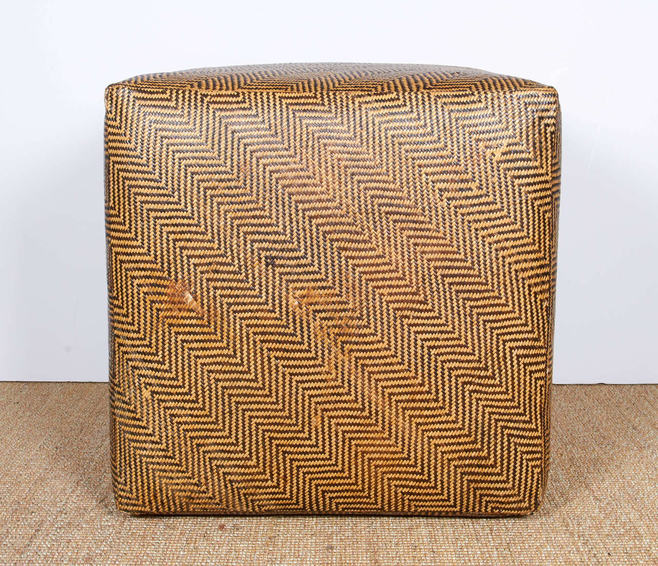 Pair of Vintage Woven Ottomans In Good Condition For Sale In New York, NY