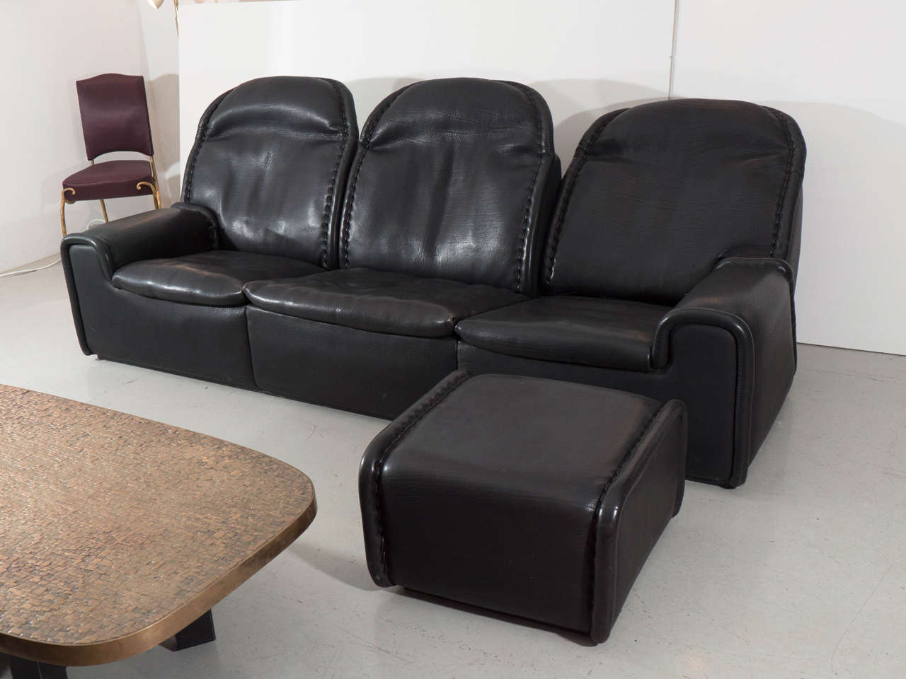 De Sede for Pace Collection Reclining Bull Leather Sofa  For Sale 3