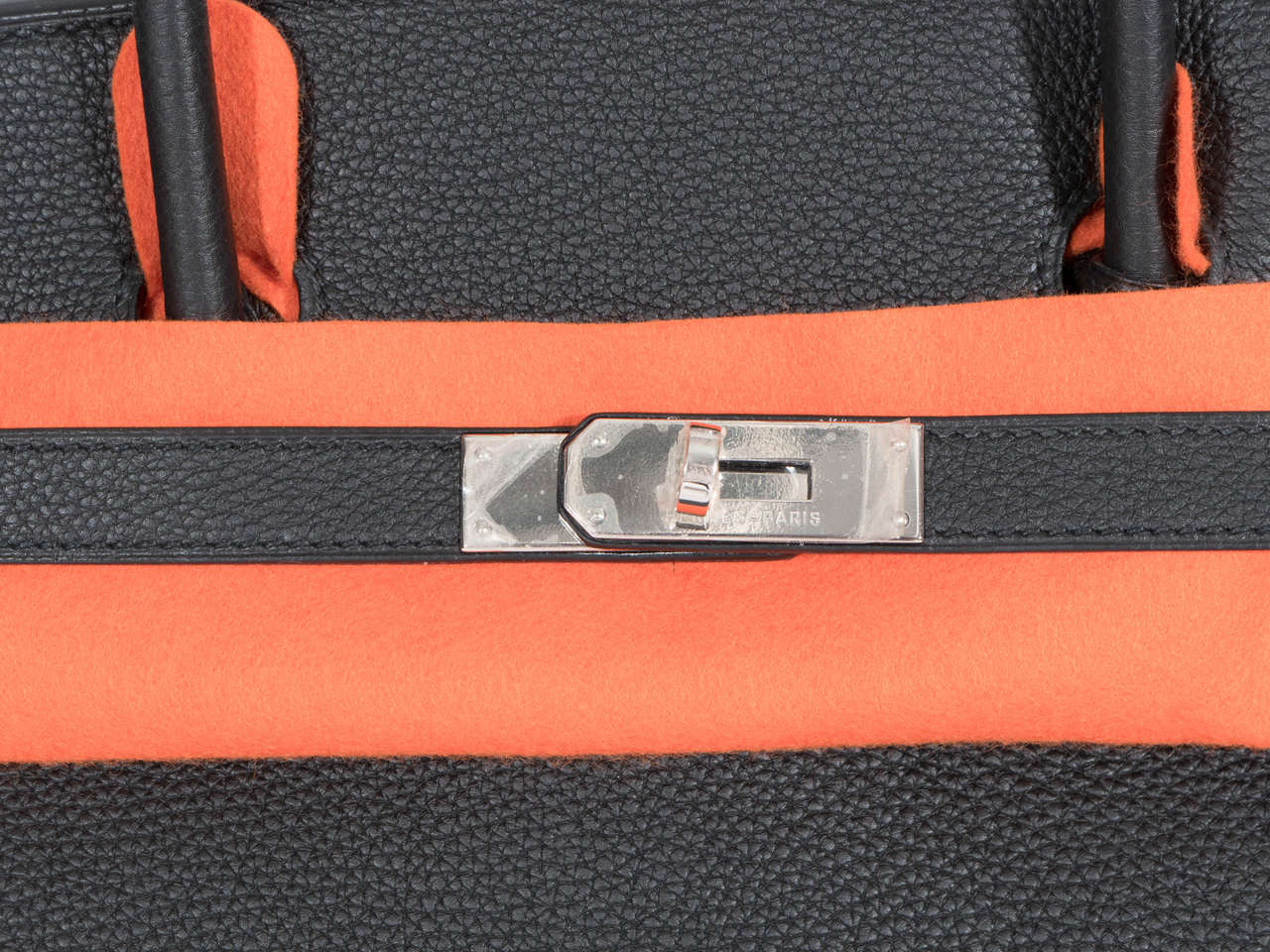 Hermès Paris Birkin Bag 40 in Togo Leather with Palladium Hardware, 2008 In Excellent Condition For Sale In New York, NY
