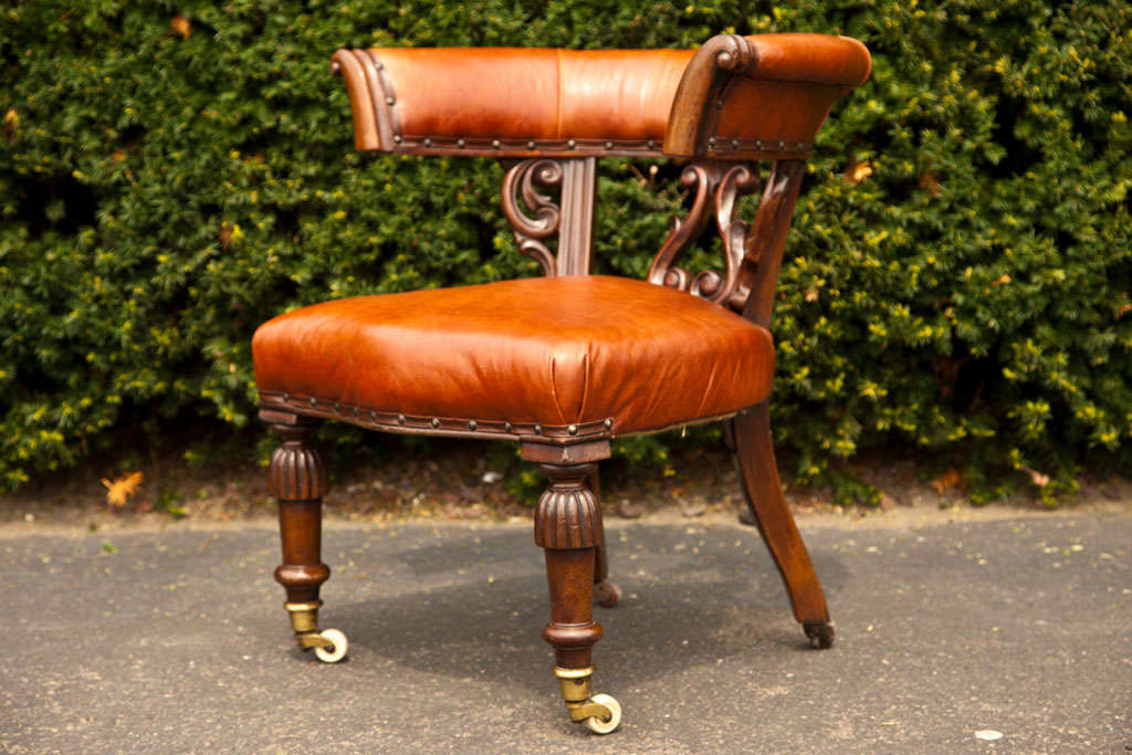 William III Library / Desk Chair For Sale 3