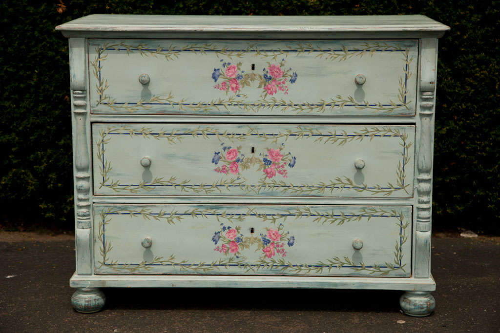 Antique  Romanian  Painted Chest of Drawers For Sale 5