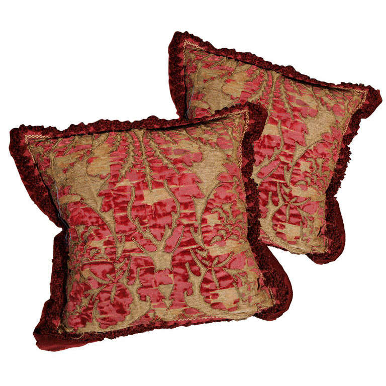 A set of 2 Venitian Velvet Damask pillows