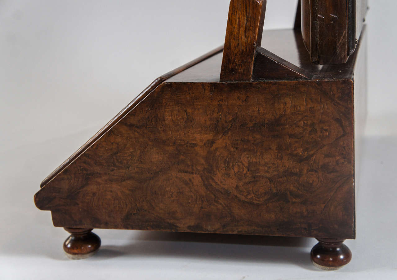 William & Mary Style Burled Walnut Dressing Table Mirror, England, circa 1910 1