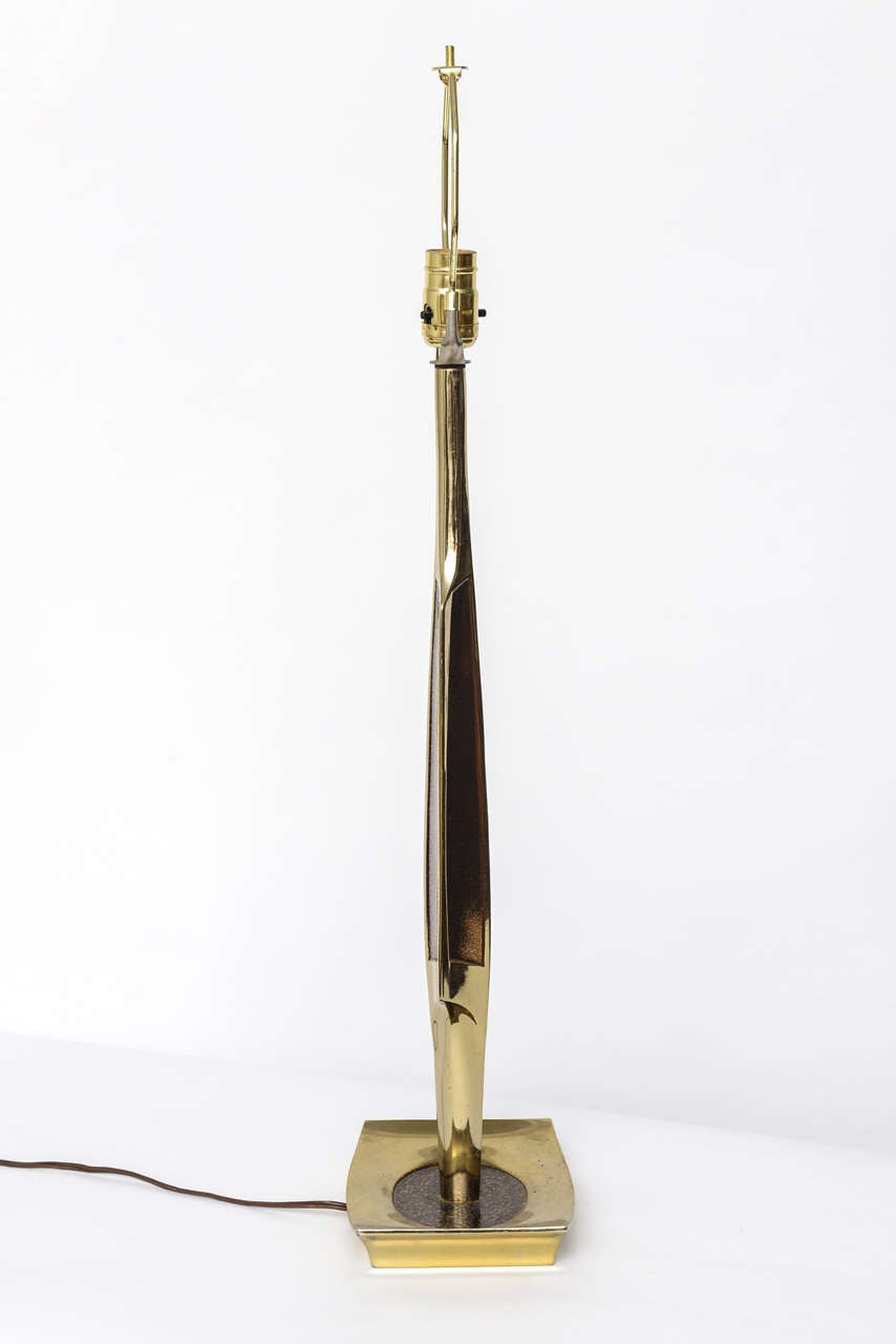Brutalist Brass Lamp by Laurel, 1960s In Excellent Condition For Sale In Miami, FL