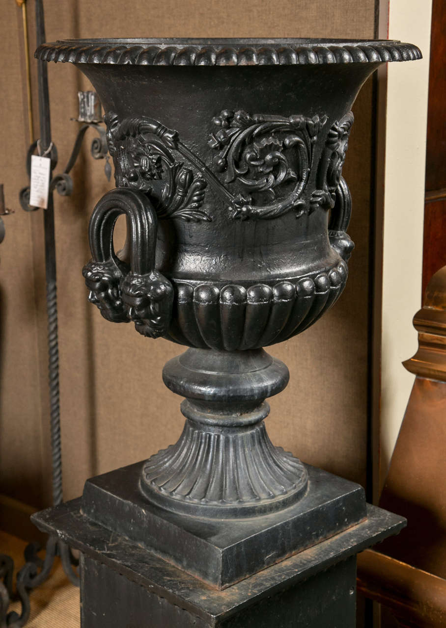 Pair of Cast Iron Urns In Excellent Condition In Stamford, CT