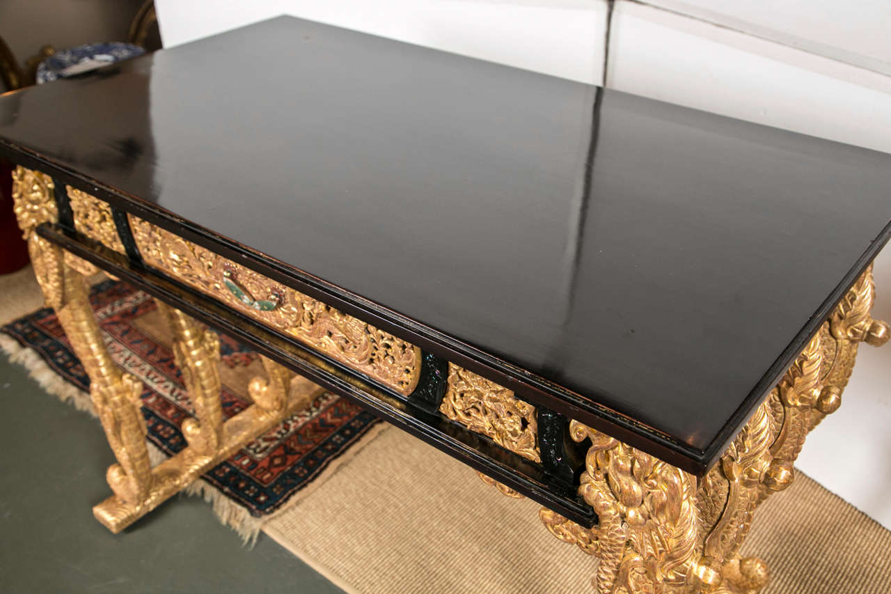 Chinese Export Altar Table In Good Condition For Sale In Stamford, CT