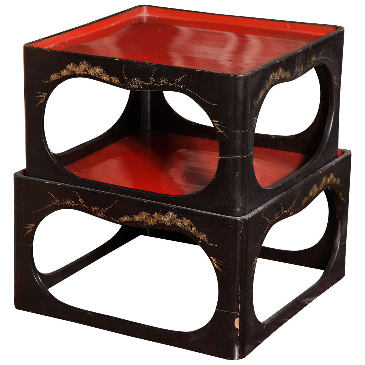 A Set of Japanese Lacquer Nesting Tables, Late 19th/Early 20th Century For Sale