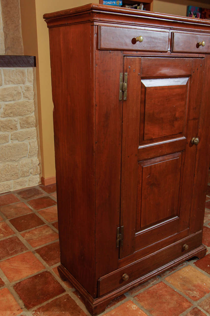 Country American 18th Century Cherry Cupboard For Sale