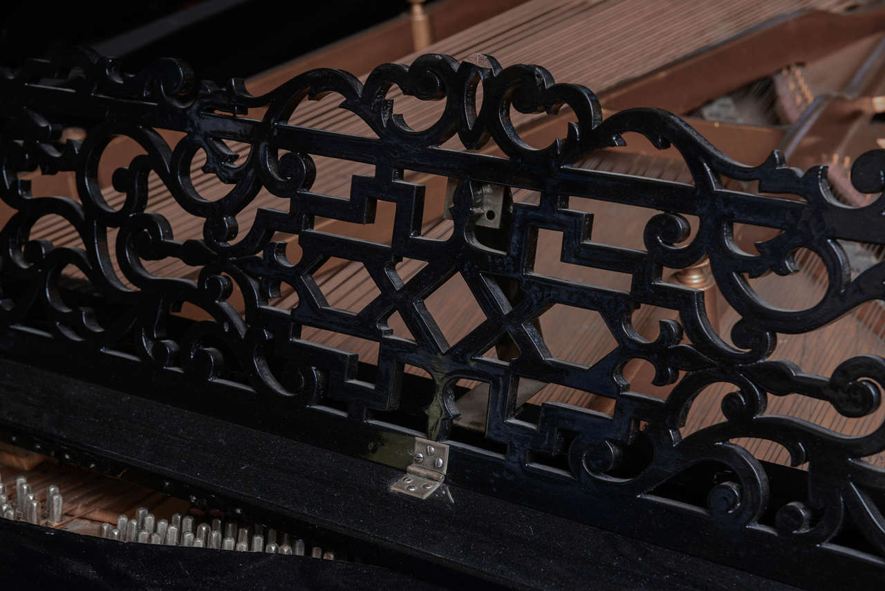 Knabe Grand Piano in Gloss Ebony with Bench 1