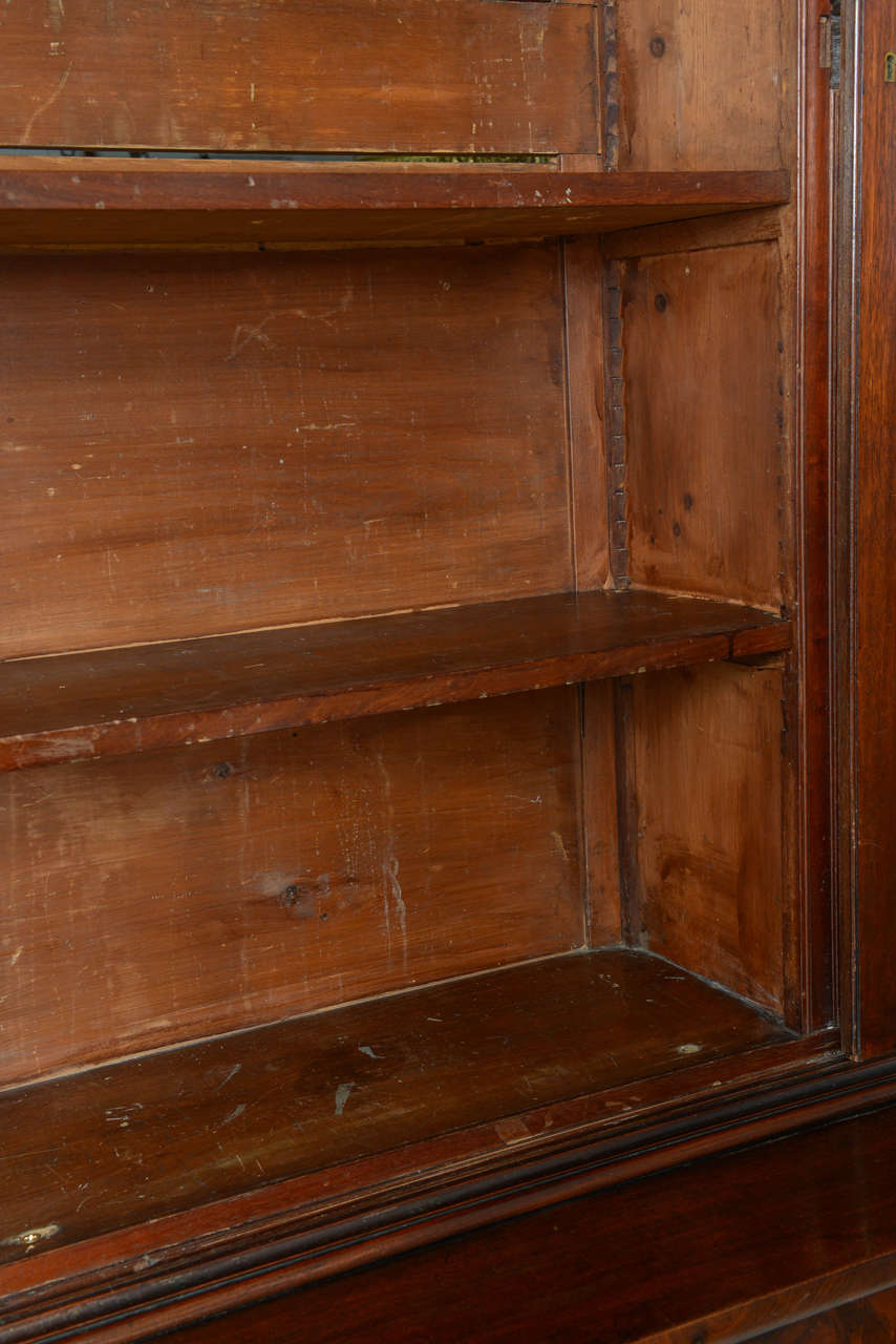 English Mahogany Breakfront Bookcase, 19th Century In Good Condition In West Palm Beach, FL