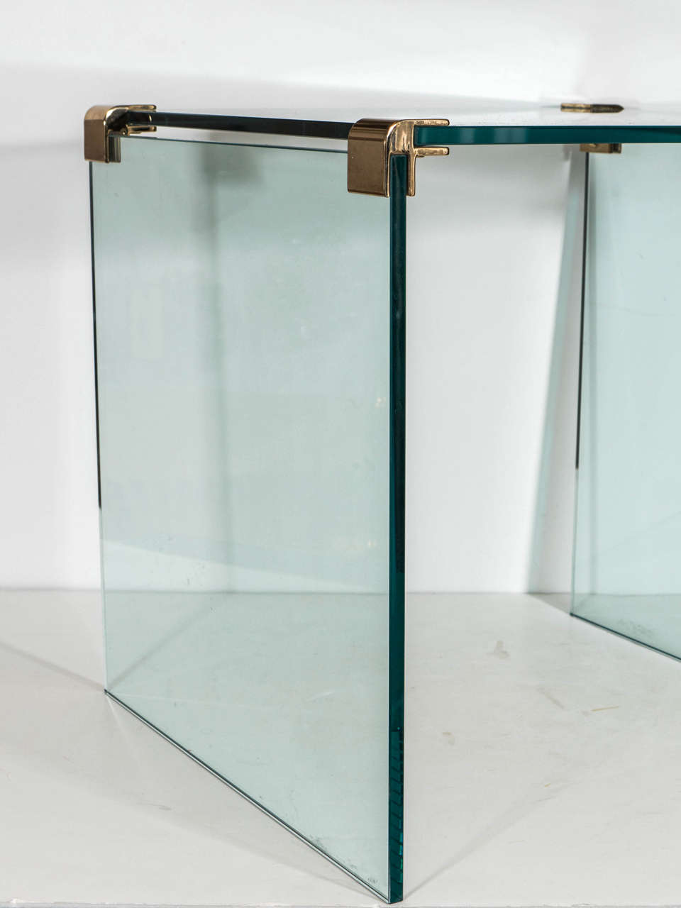 American Mid-Century Pair of Glass End or Side Tables by Leon Rosen for Pace Collection