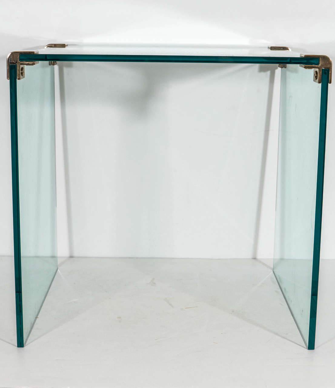 Mid-Century Pair of Glass End or Side Tables by Leon Rosen for Pace Collection In Good Condition In New York, NY