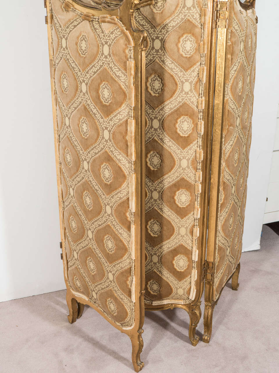 French Gilt Wood Trifold Screen with Beveled Glass, circa 1920s For Sale 2